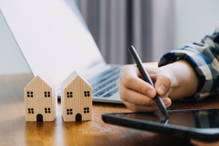 Spekulationssteuer bei Immobilien: Wann fällt sie an und wie kann man sie vermeiden?