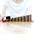 Finanzielle Bildung als Schutzschild gegen irrationale Anlageentscheidungen