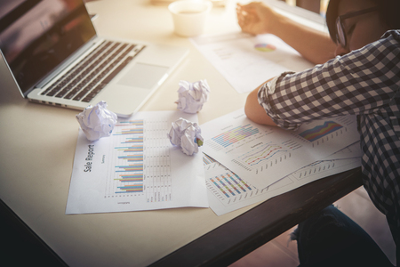 Risikoanalyse: Warum deutsche Anleger zwischen ETFs und Einzelaktien abwägen sollten